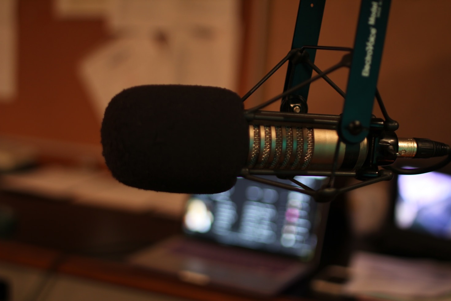 The Impact of Redactie Radio Centraal on Local Artists